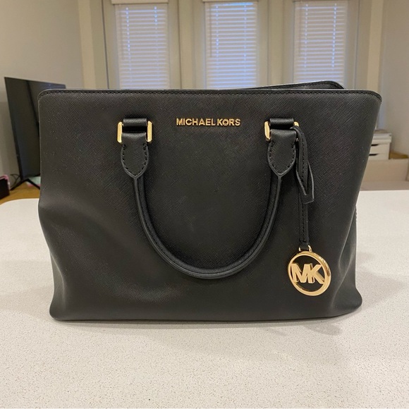 Michael Kors Handbags - Michael Kors Medium Black Purse